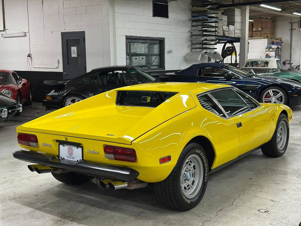 1974 DeTomaso Pantera
