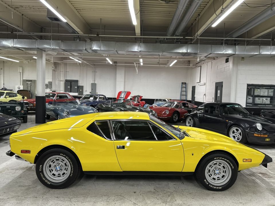 1974 DeTomaso Pantera