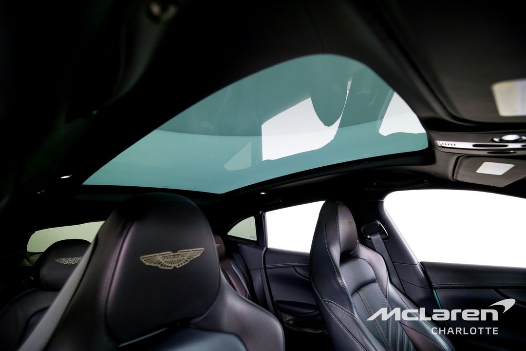2024 Aston Martin DBX