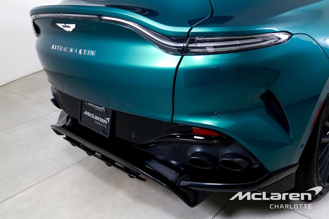 2024 Aston Martin DBX