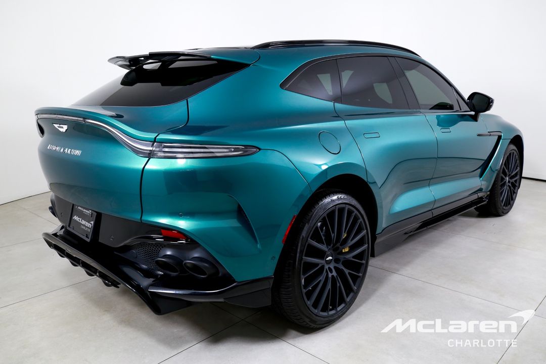 2024 Aston Martin DBX
