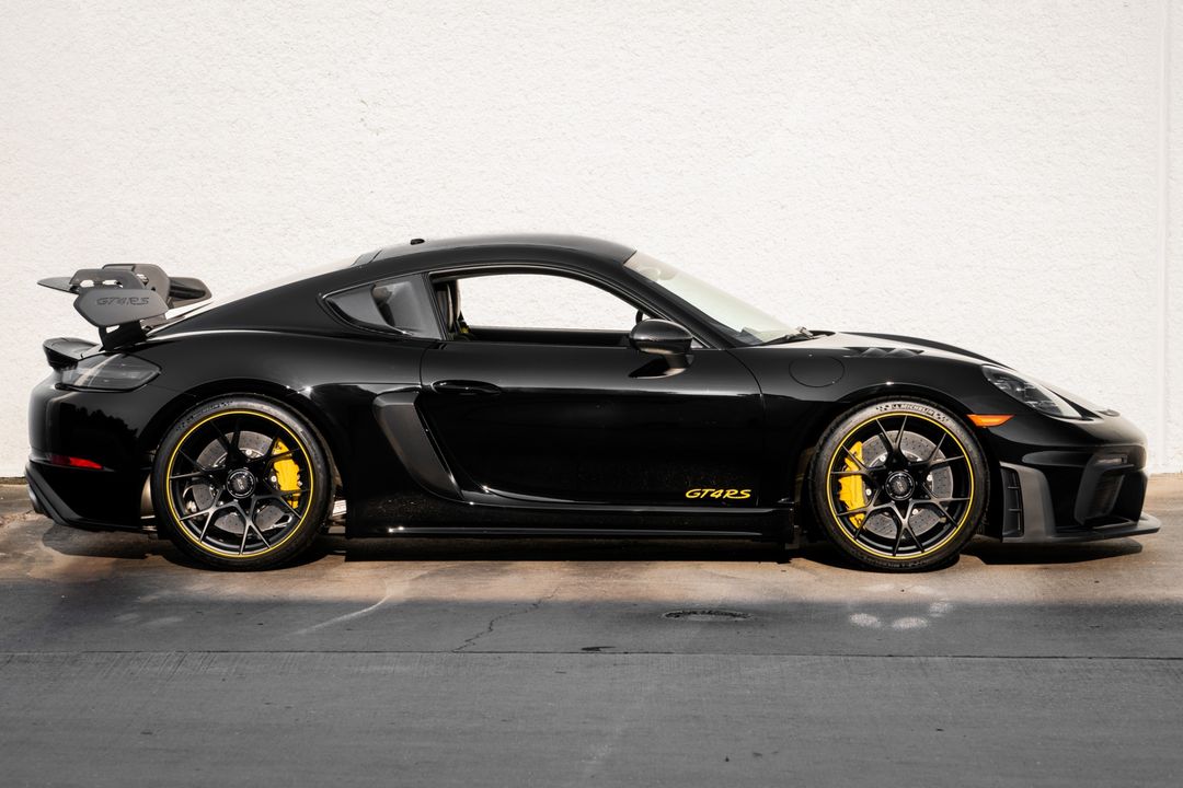 2024 Porsche 718 Cayman