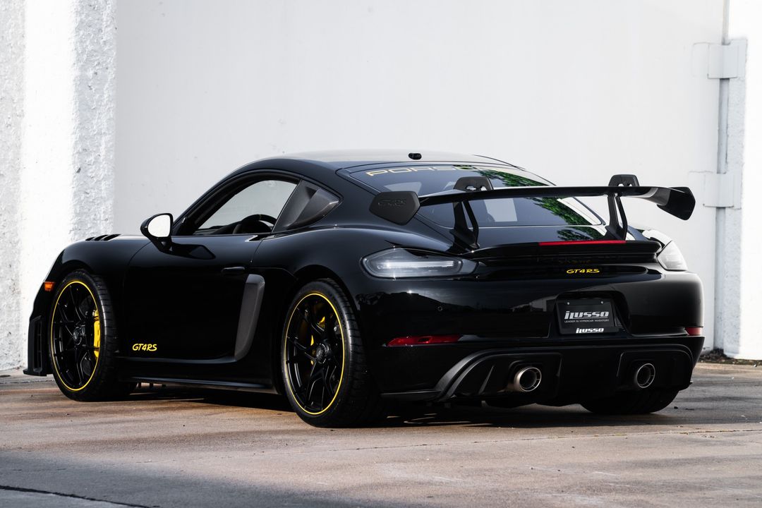 2024 Porsche 718 Cayman
