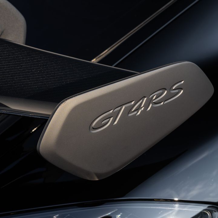 2024 Porsche 718 Cayman