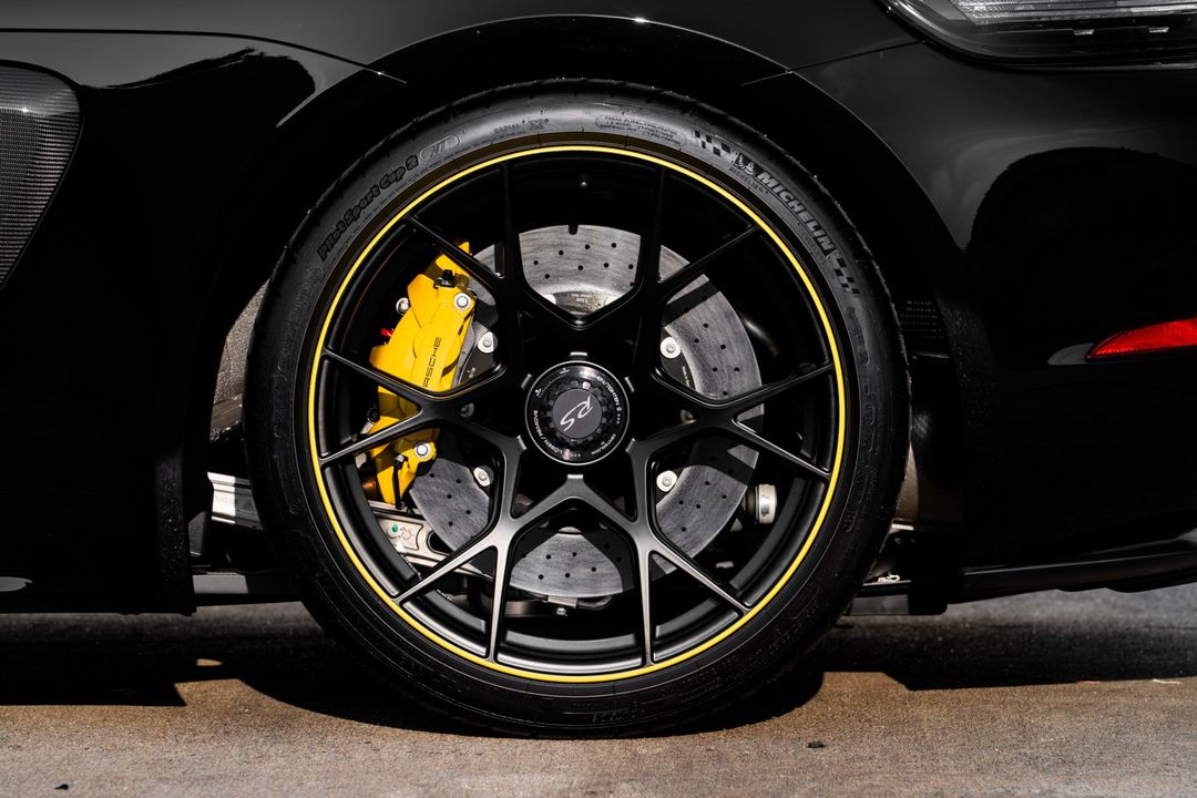 2024 Porsche 718 Cayman