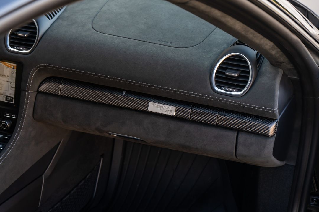 2024 Porsche 718 Cayman