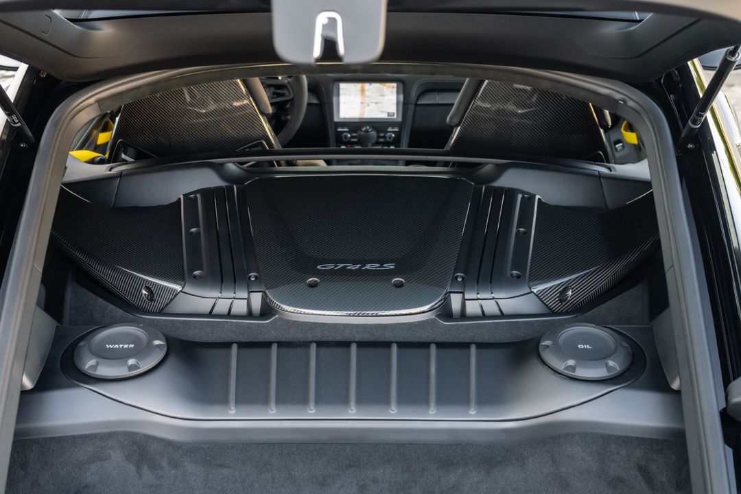 2024 Porsche 718 Cayman