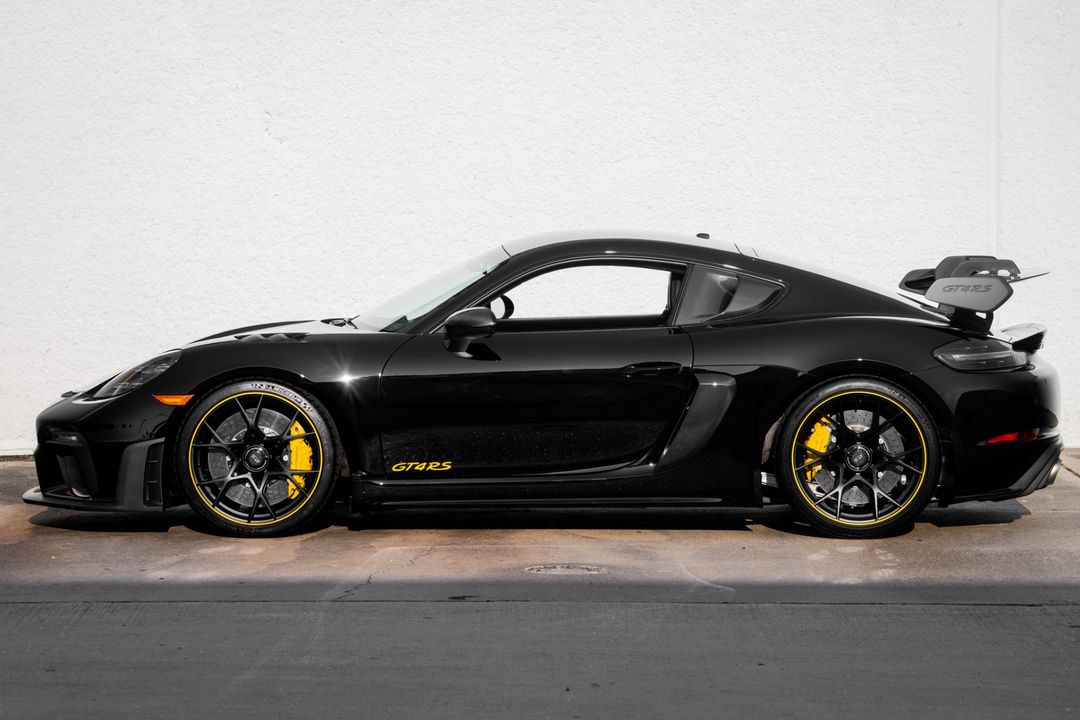 2024 Porsche 718 Cayman