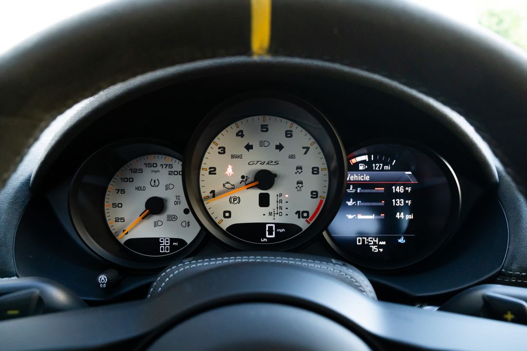 2024 Porsche 718 Cayman