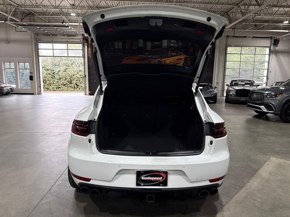 2018 Porsche Macan