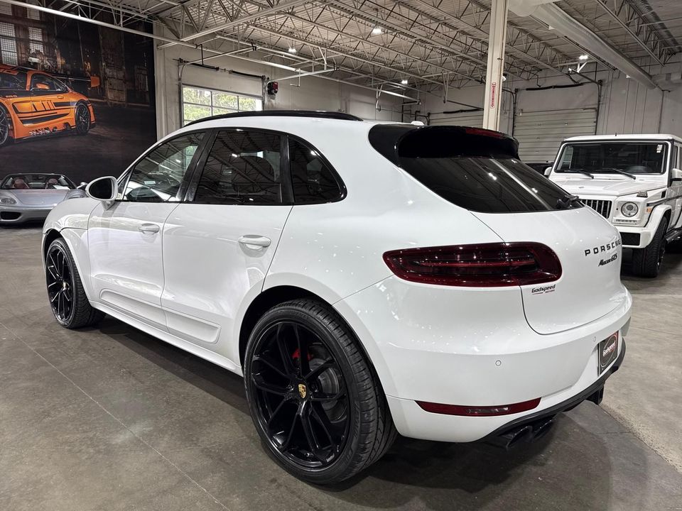 2018 Porsche Macan