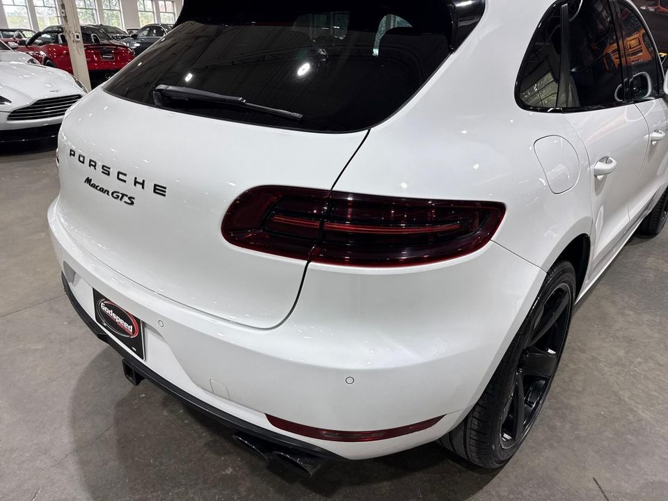 2018 Porsche Macan