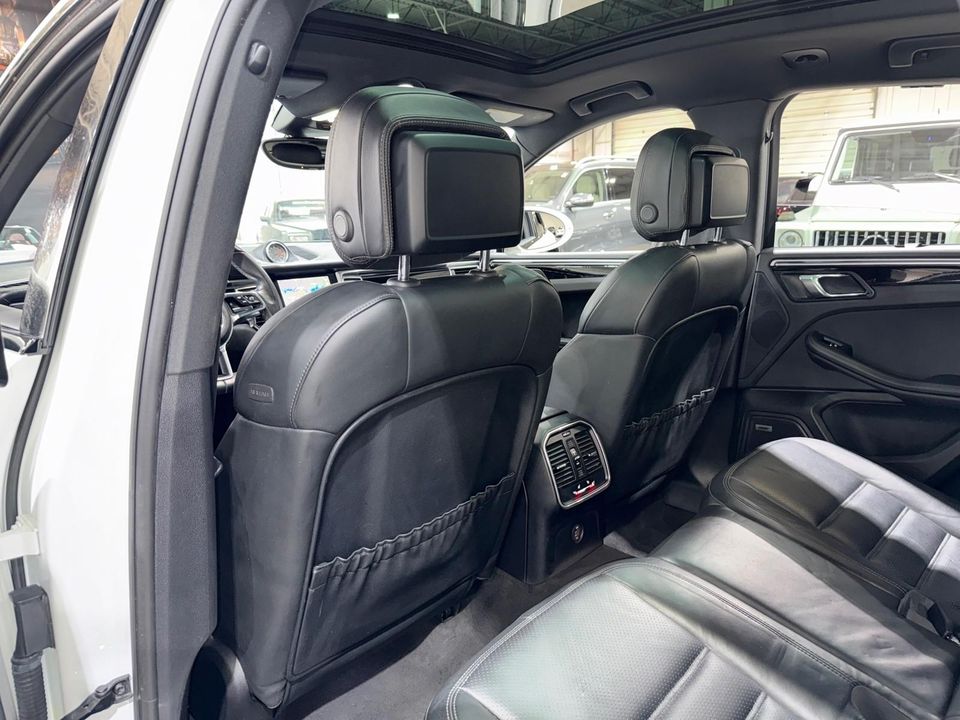 2018 Porsche Macan