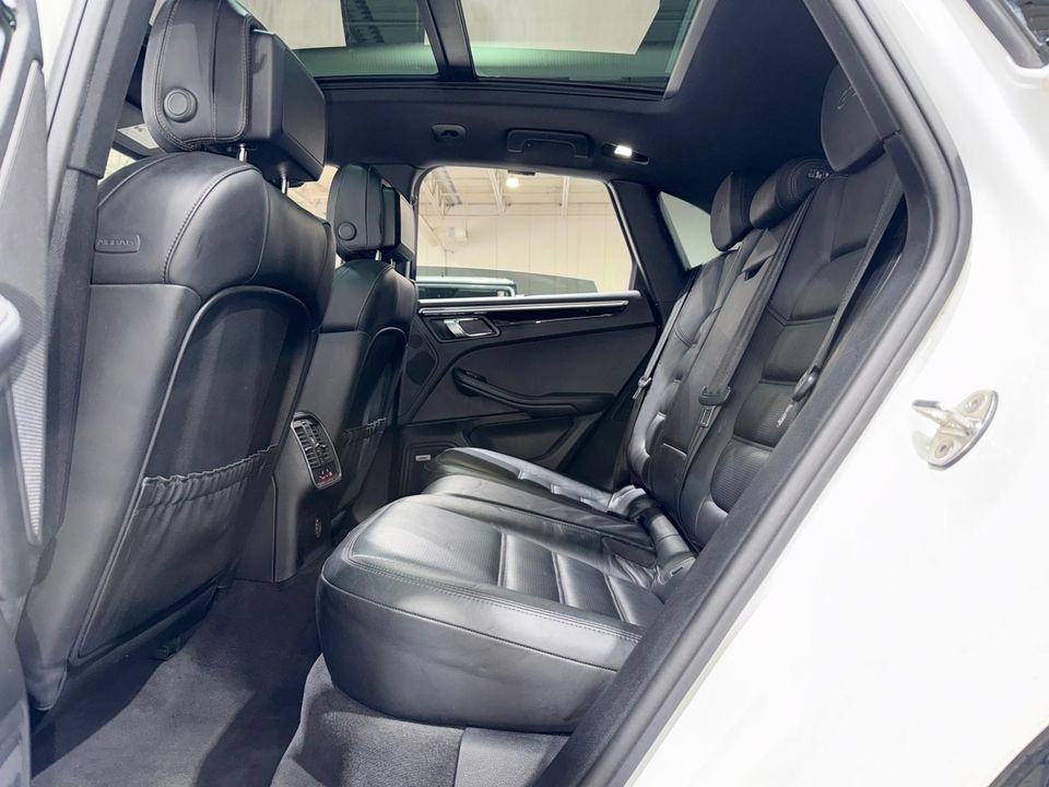 2018 Porsche Macan