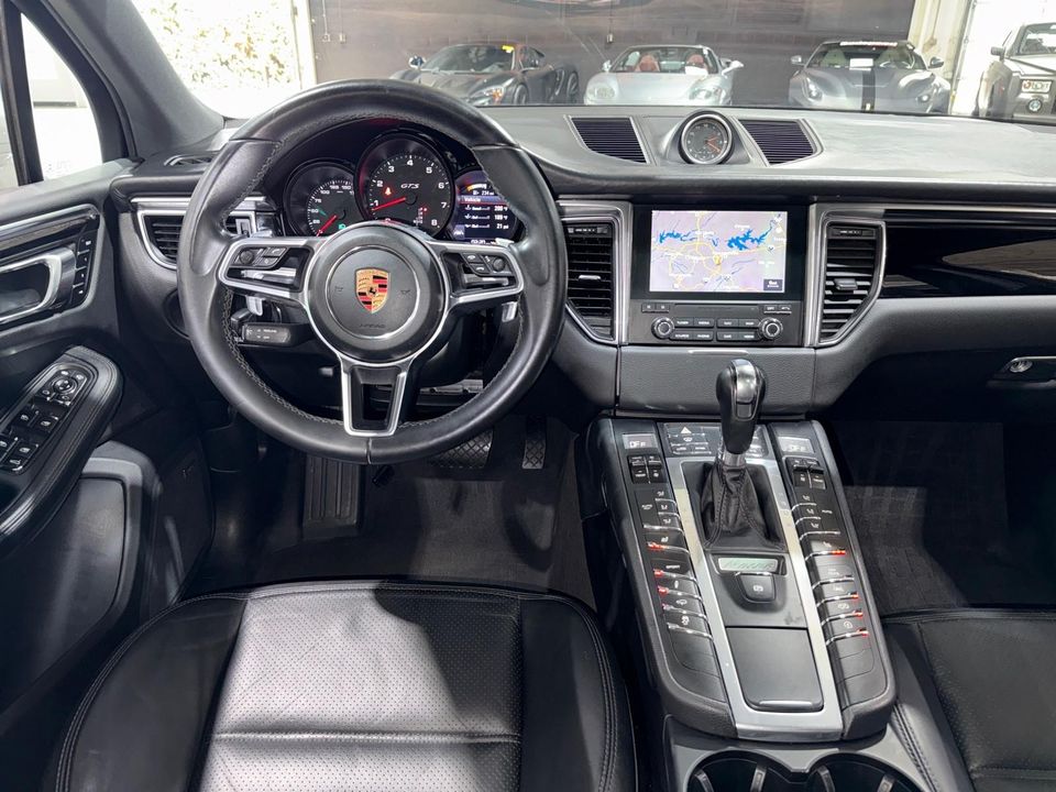 2018 Porsche Macan