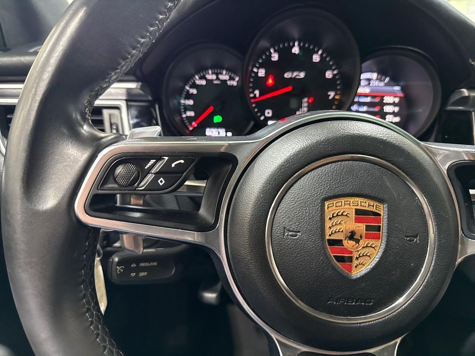2018 Porsche Macan