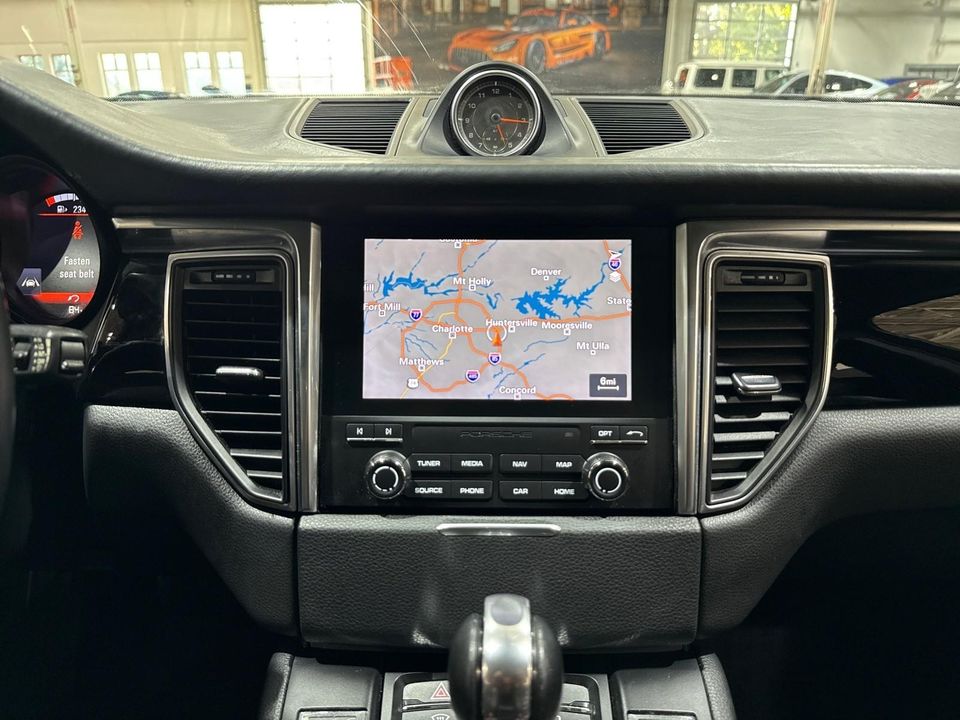 2018 Porsche Macan