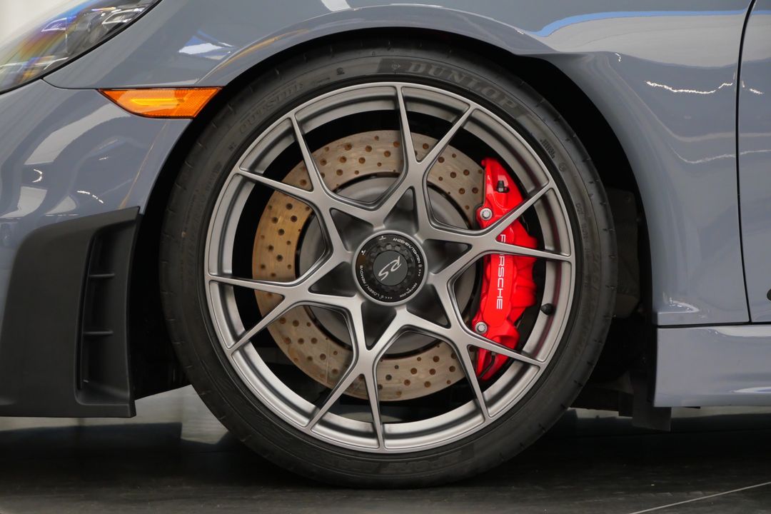 2023 Porsche 718 Cayman