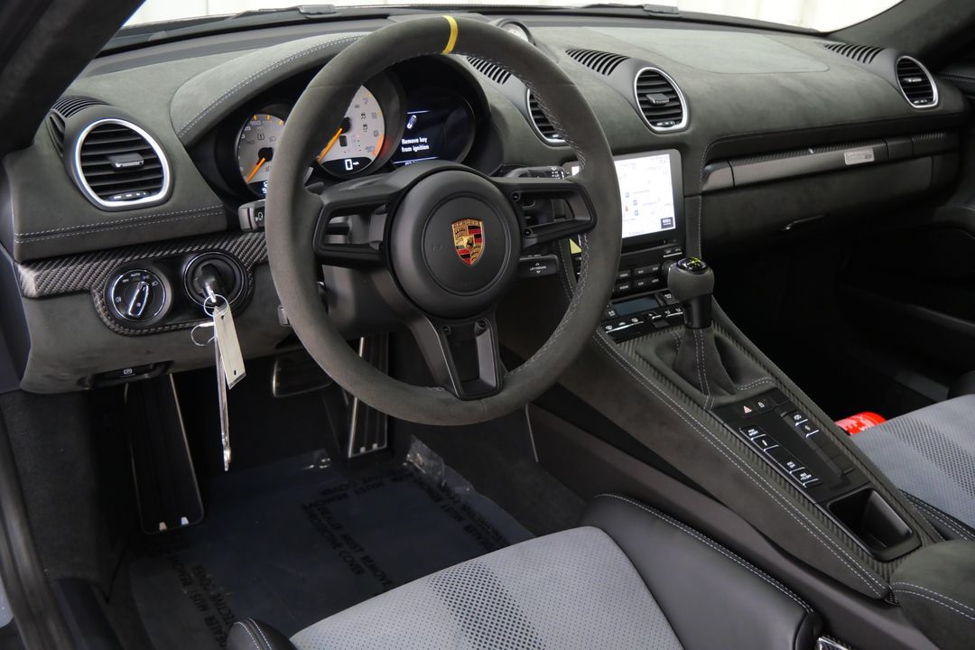 2023 Porsche 718 Cayman