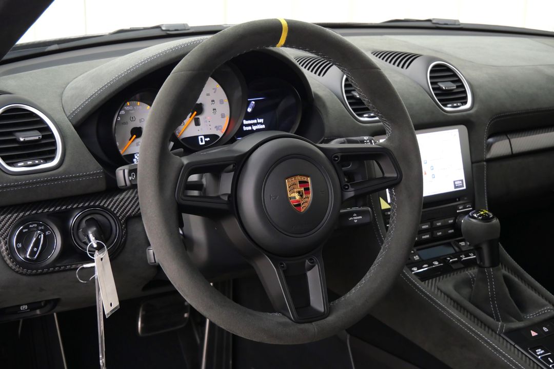 2023 Porsche 718 Cayman