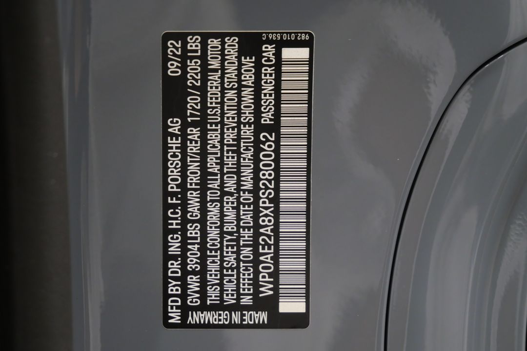 2023 Porsche 718 Cayman