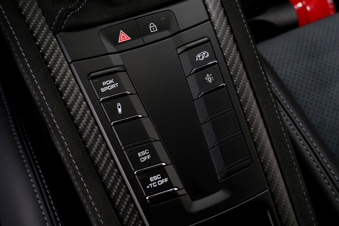 2023 Porsche 718 Cayman