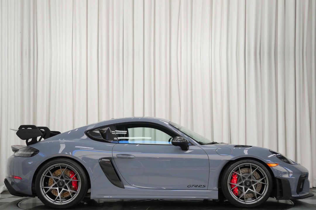 2023 Porsche 718 Cayman