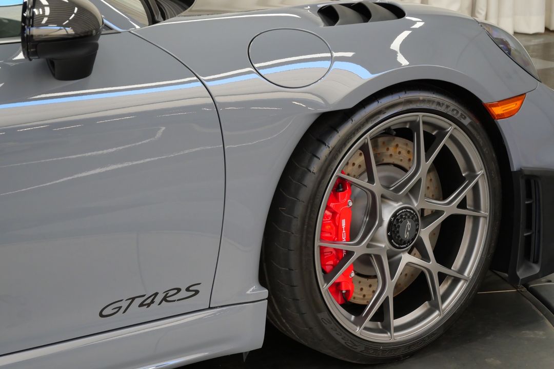2023 Porsche 718 Cayman
