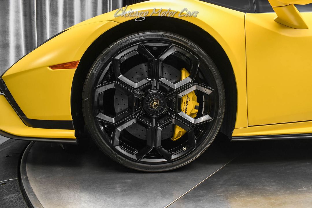 2023 Lamborghini Huracan