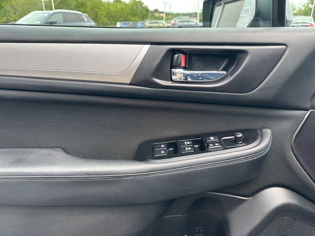 2017 SUBARU LEGACY