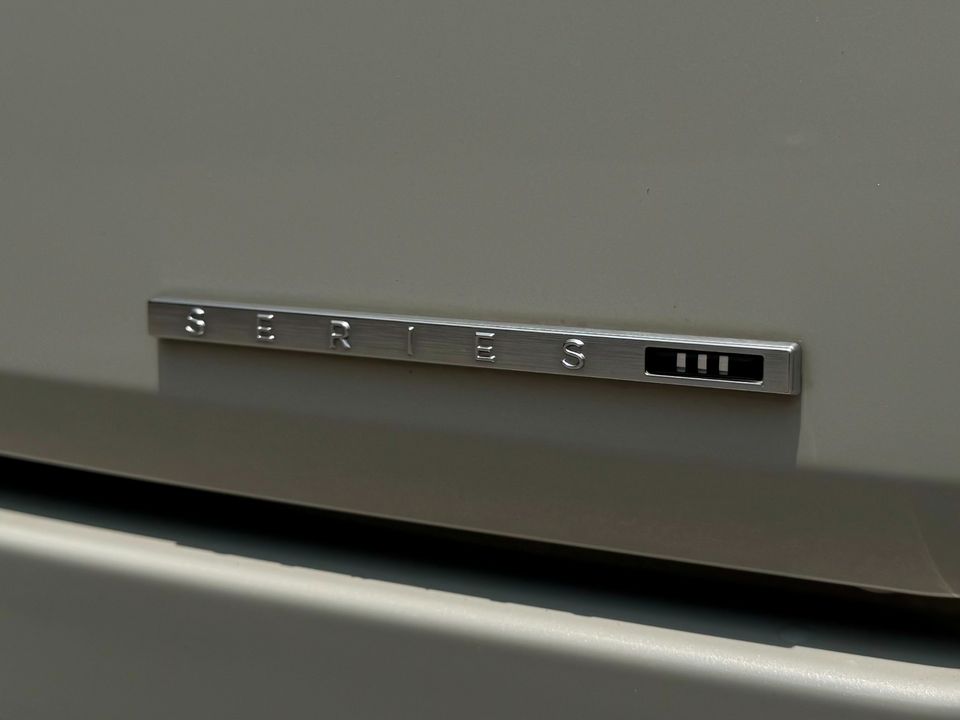 2022 Jeep Wagoneer