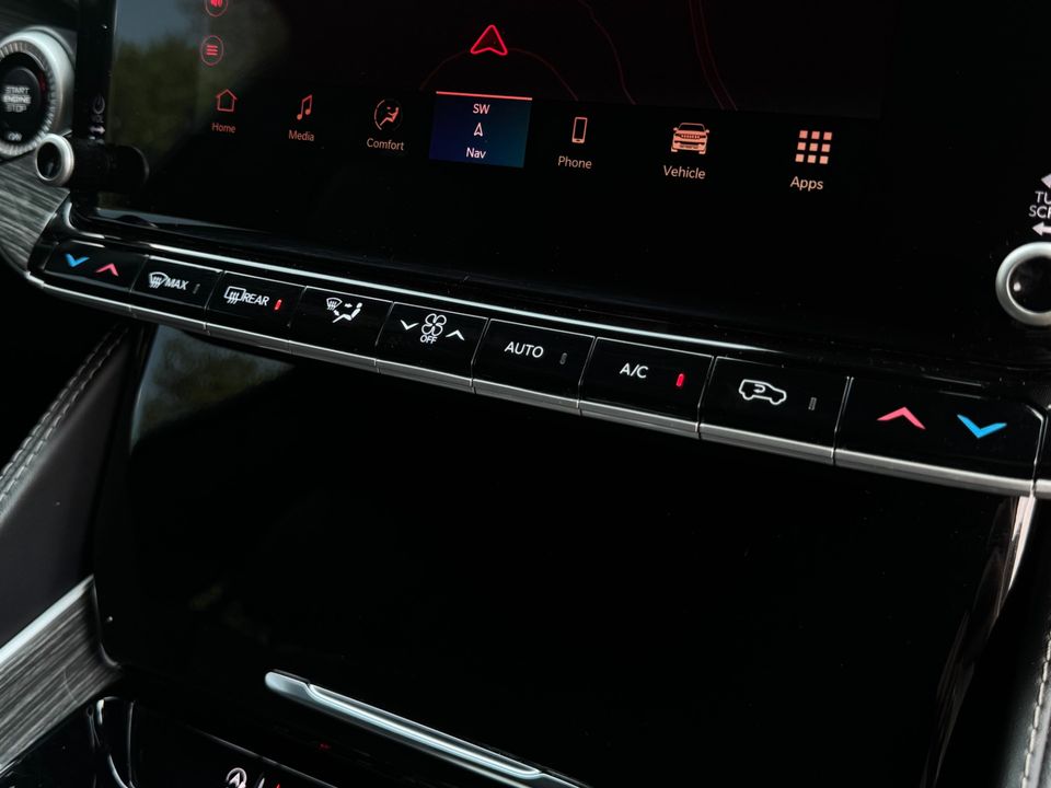 2022 Jeep Wagoneer