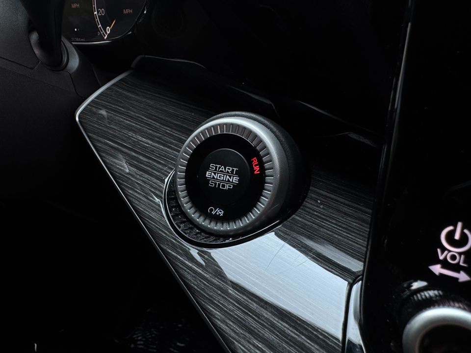 2022 Jeep Wagoneer