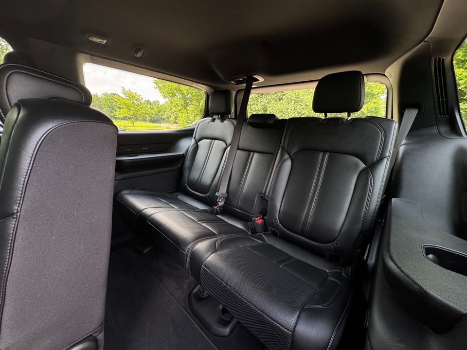 2022 Jeep Wagoneer