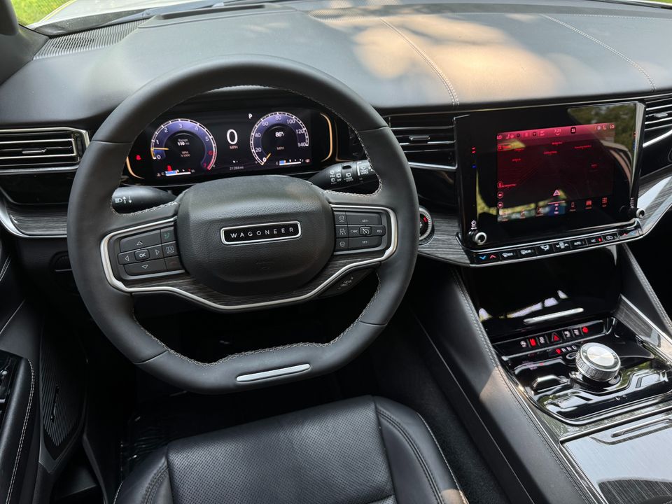 2022 Jeep Wagoneer