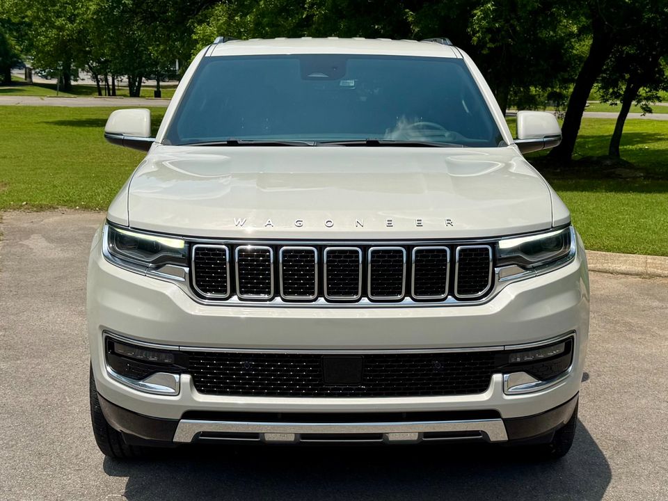 2022 Jeep Wagoneer