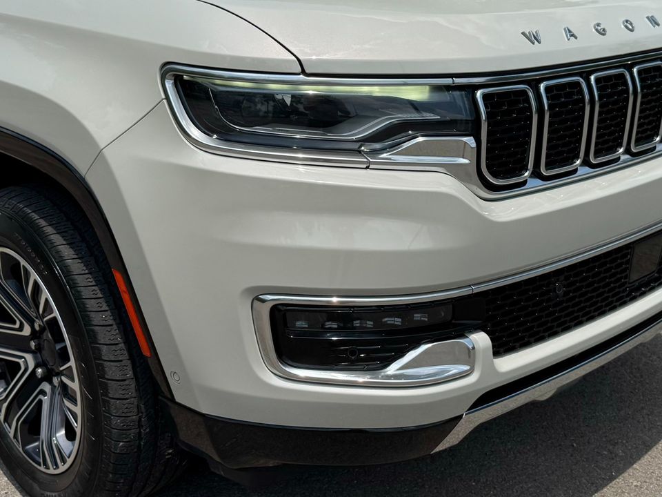 2022 Jeep Wagoneer
