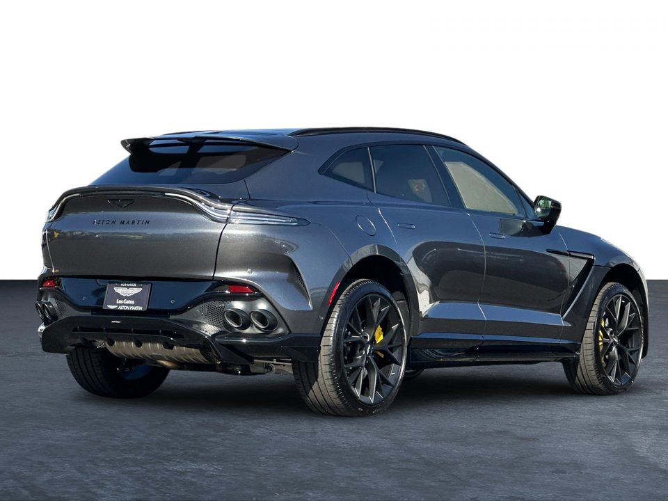 2025 Aston Martin DBX