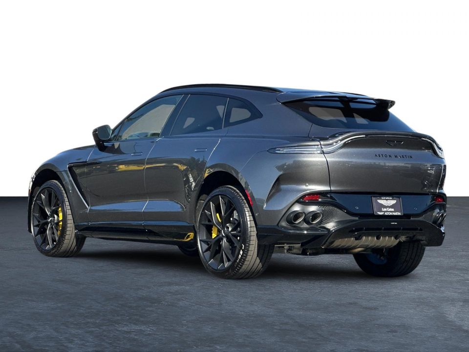 2025 Aston Martin DBX
