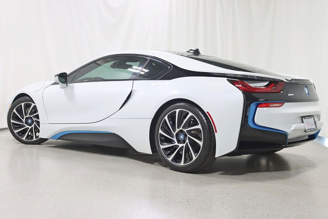 2016 BMW i8