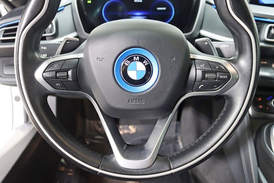 2016 BMW i8