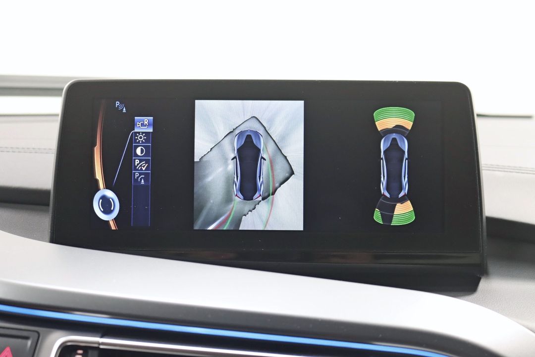2016 BMW i8