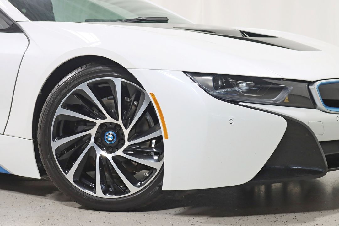 2016 BMW i8