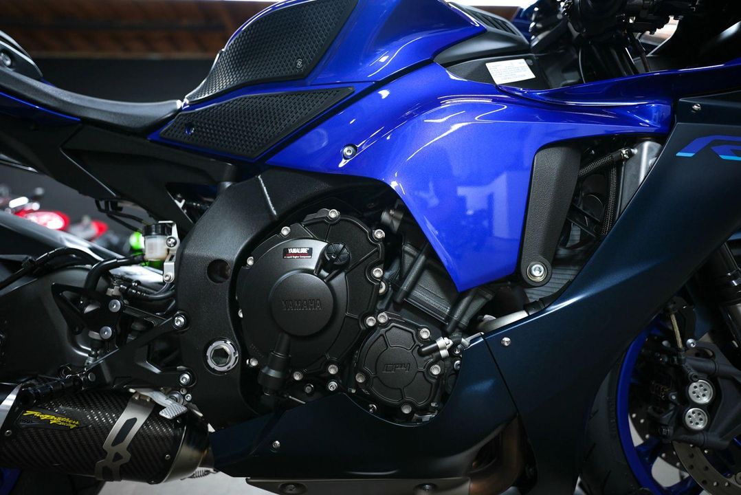 2022 Yamaha YZF-R1