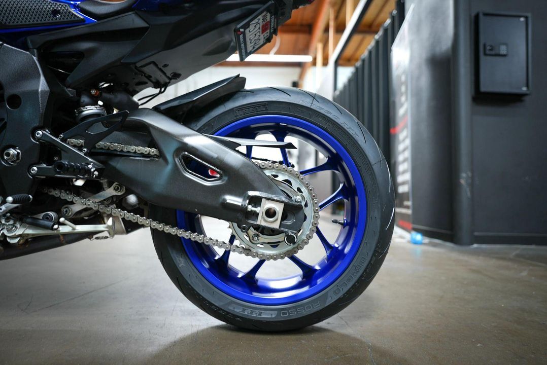 2022 Yamaha YZF-R1