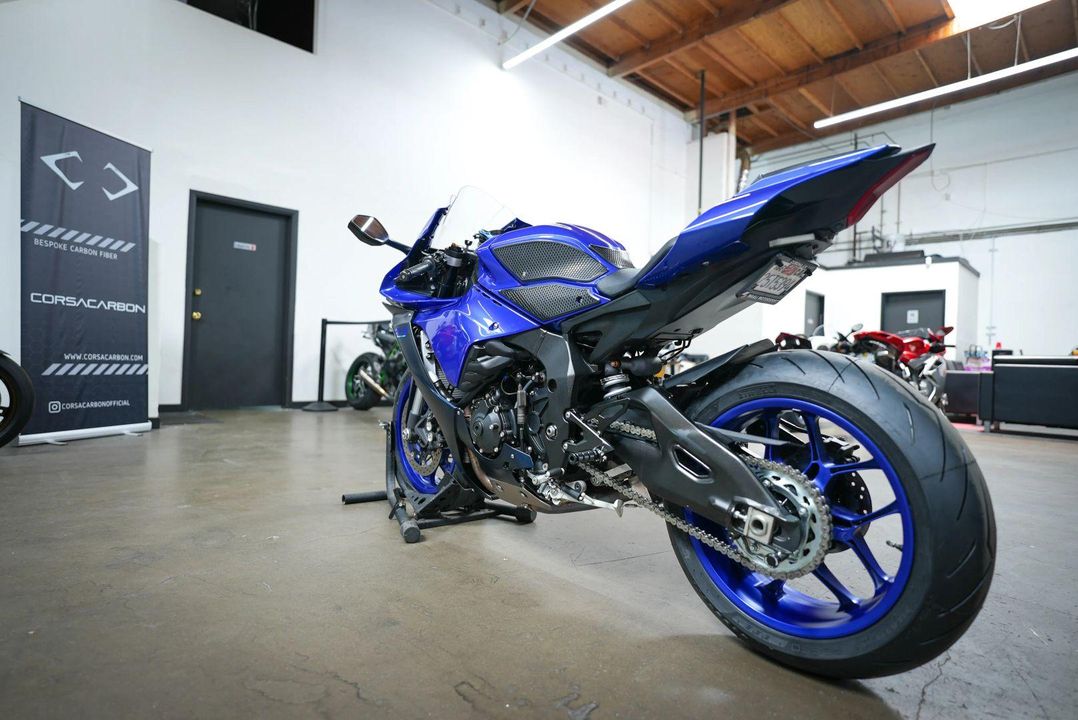 2022 Yamaha YZF-R1