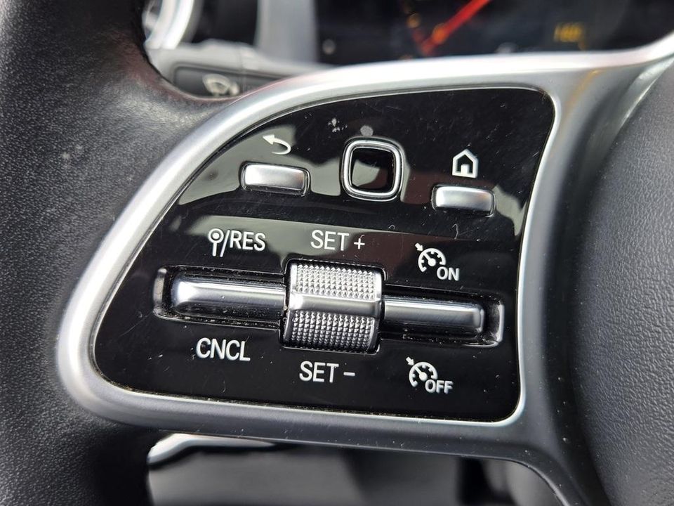 2022 Mercedes-Benz CLA