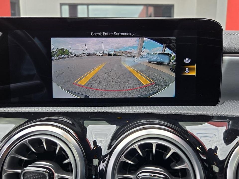 2022 Mercedes-Benz CLA