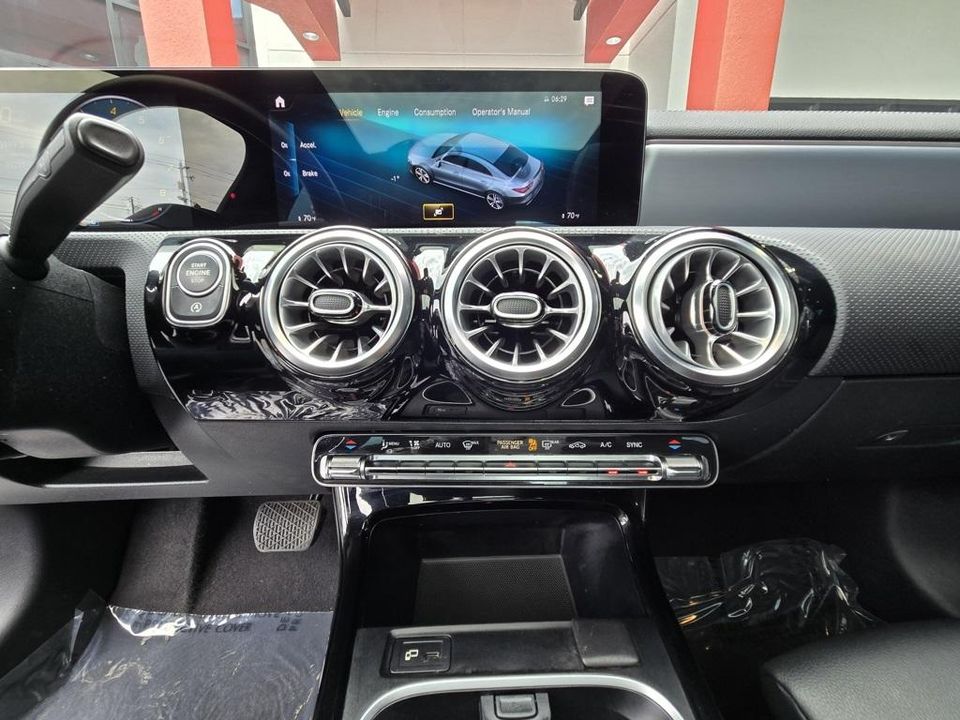2022 Mercedes-Benz CLA