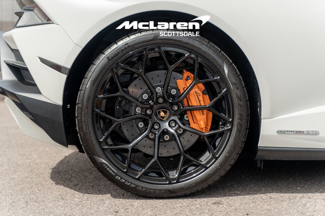 2023 LAMBORGHINI HURACAN EVO